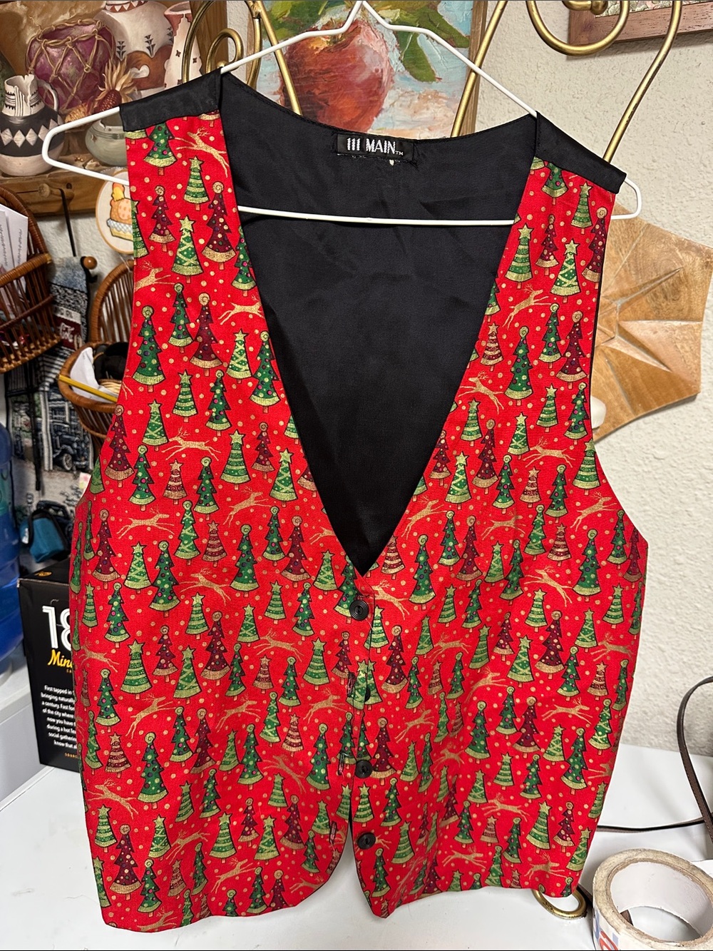 III Main Red Christmas Tree Print Vest
